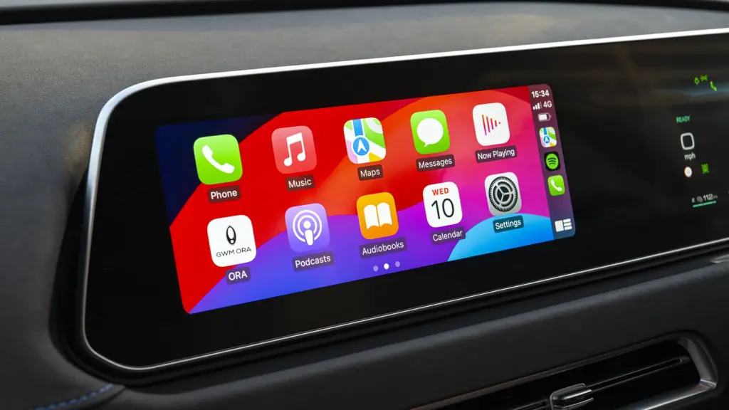 ORA 03 Apple CarPlay